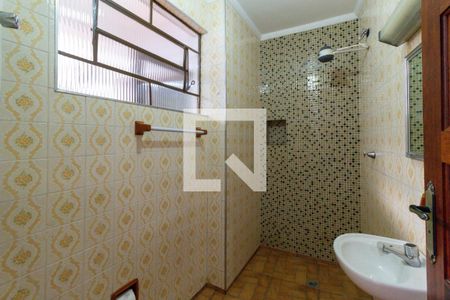 Casa à venda com 180m², 3 quartos e sem vaga Casa à venda com 180m², 3 quartos e sem vagaBanheiro