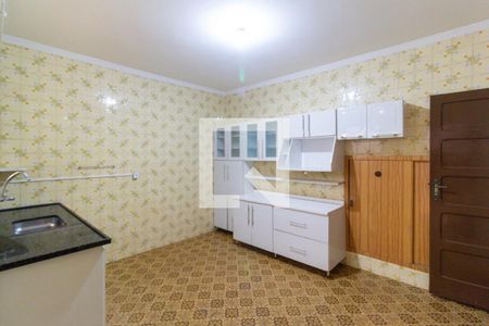 Casa à venda com 180m², 3 quartos e sem vaga Casa à venda com 180m², 3 quartos e sem vagaCozinha