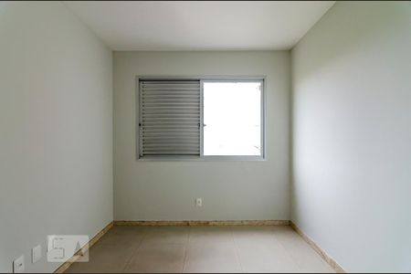 Quarto 1 de apartamento para alugar com 3 quartos, 106m² em Ipiranga, Belo Horizonte