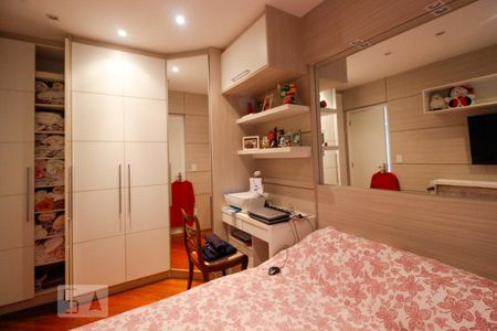 Apartamento para alugar com 170m², 3 quartos e 2 vagasQuarto 2