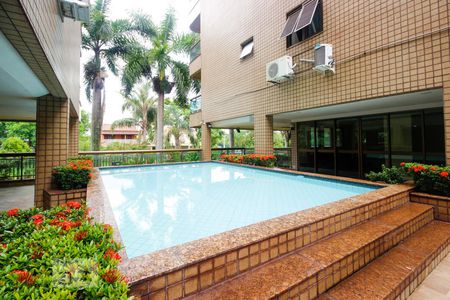 Apartamento para alugar com 170m², 3 quartos e 2 vagasÁrea comum - Piscina