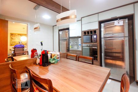 Apartamento para alugar com 170m², 3 quartos e 2 vagasCozinha