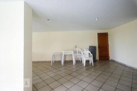 Apartamento para alugar com 170m², 3 quartos e 2 vagasÁrea comum - Salão de festas