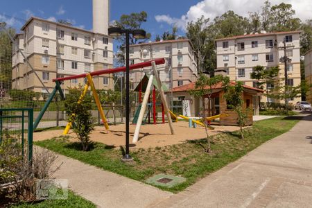 Apartamento à venda com 45m², 2 quartos e 1 vaga Apartamento à venda com 45m², 2 quartos e 1 vagaÁrea Comum - Playground