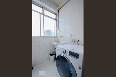 Apartamento para alugar com 70m², 2 quartos e 1 vagaÁrea de Serviço