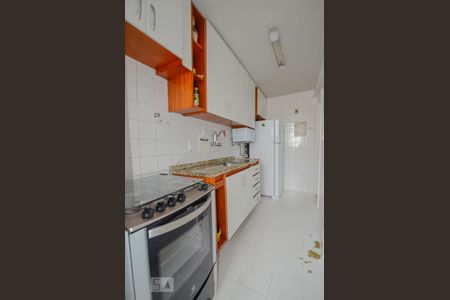 Apartamento para alugar com 70m², 2 quartos e 1 vagaCozinha