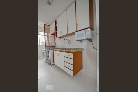 Apartamento para alugar com 70m², 2 quartos e 1 vagaCozinha