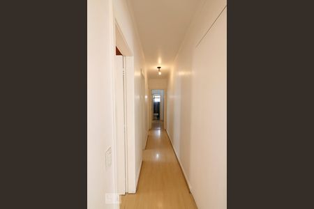 Corredor de apartamento à venda com 4 quartos, 130m² em Vila Suzana, São Paulo