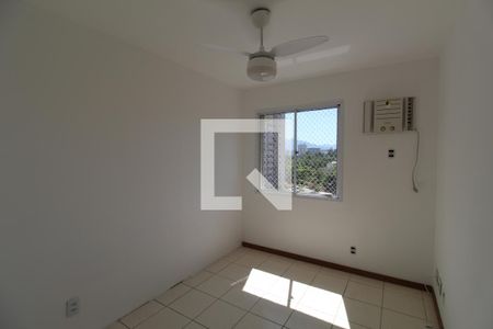 Quarto  de apartamento para alugar com 2 quartos, 75m² em Jacarepaguá, Rio de Janeiro