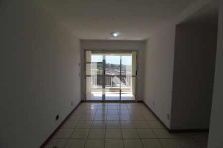 Sala de apartamento para alugar com 2 quartos, 75m² em Jacarepaguá, Rio de Janeiro