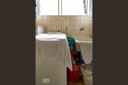 Apartamento à venda com 64m², 2 quartos e 1 vagaÁrea de serviço