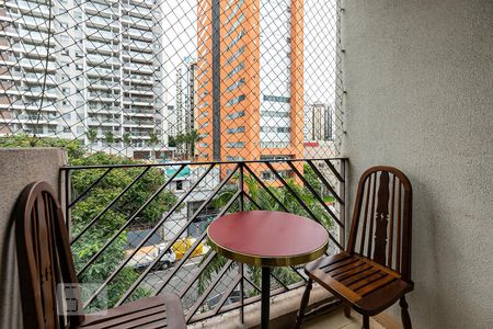 Apartamento à venda com 64m², 2 quartos e 1 vagaVaranda