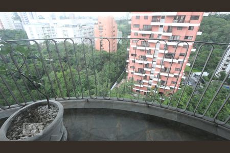 varanda de apartamento para alugar com 4 quartos, 360m² em Jardim Ampliação, São Paulo