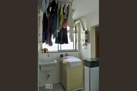 Apartamento para alugar com 80m², 2 quartos e 1 vagaÁrea de Serviço