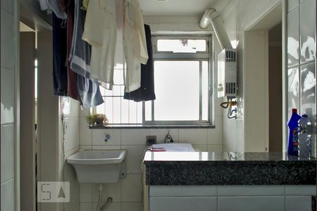 Apartamento para alugar com 80m², 2 quartos e 1 vagaÁrea de Serviço