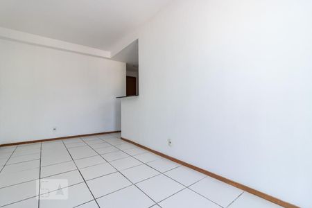 Sala de apartamento para alugar com 2 quartos, 50m² em Todos Os Santos, Rio de Janeiro