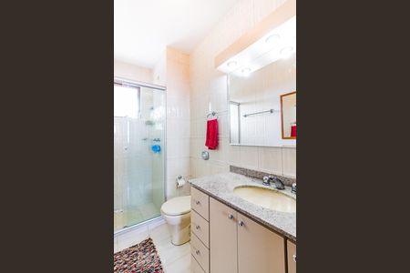 banheiro de apartamento para alugar com 1 quarto, 64m² em Menino Deus , Porto Alegre