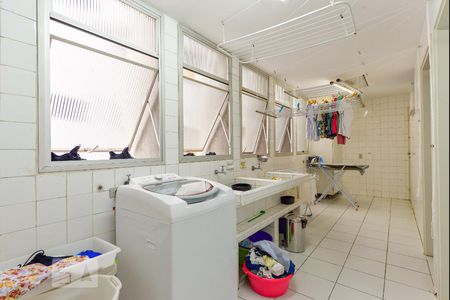 Apartamento à venda com 226m², 3 quartos e 2 vagasArea Serviço