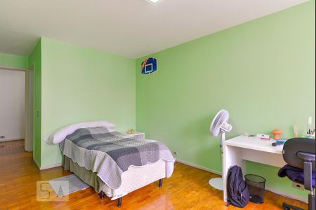 Apartamento à venda com 226m², 3 quartos e 2 vagasQuarto 2