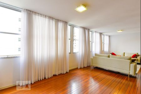 Sala de apartamento à venda com 3 quartos, 226m² em Jardim Paulista, São Paulo