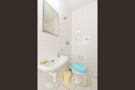 Apartamento à venda com 226m², 3 quartos e 2 vagasBanheiro Serviço