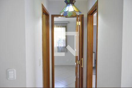 Corredor de apartamento para alugar com 2 quartos, 68m² em Méier, Rio de Janeiro