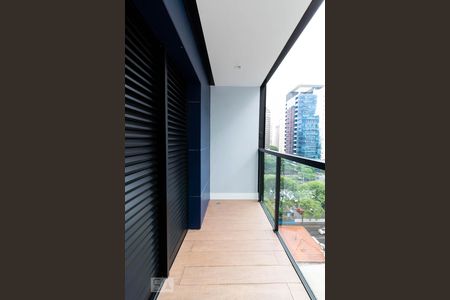 Varanda de kitnet/studio para alugar com 1 quarto, 34m² em Vila Olímpia, São Paulo
