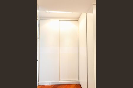 Apartamento para alugar com 190m², 4 quartos e 3 vagasCloset da Suíte 1