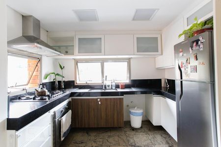 Apartamento para alugar com 190m², 4 quartos e 3 vagasCozinha 