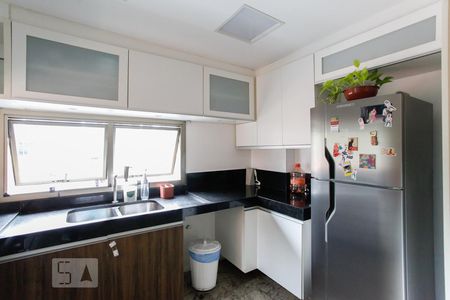 Apartamento para alugar com 190m², 4 quartos e 3 vagasCozinha 
