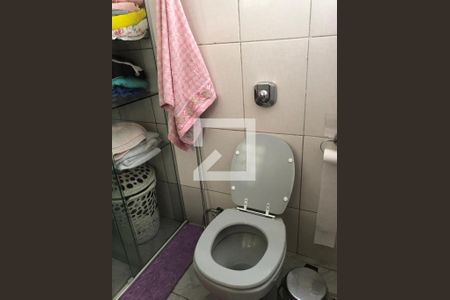 Apartamento para alugar com 55m², 2 quartos e sem vagaBanheiro