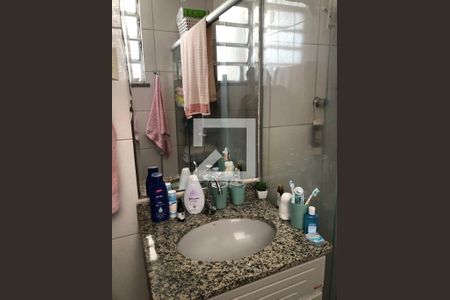 Apartamento para alugar com 55m², 2 quartos e sem vagaBanheiro