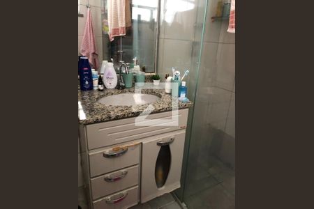 Apartamento para alugar com 55m², 2 quartos e sem vagaBanheiro