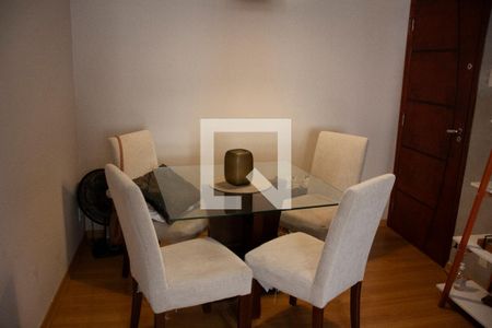 Sala de apartamento para alugar com 2 quartos, 55m² em Pitangueiras, Rio de Janeiro