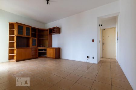 Sala de apartamento para alugar com 1 quarto, 55m² em Centro, Campinas
