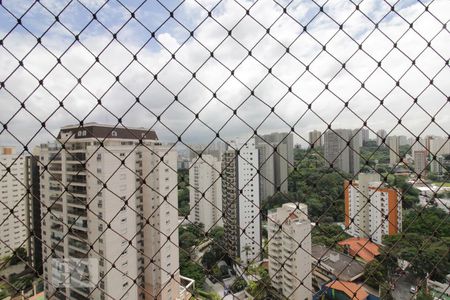 Vista da varanda de apartamento para alugar com 4 quartos, 140m² em Vila Suzana, São Paulo