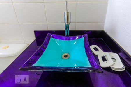 Banheiro de apartamento à venda com 2 quartos, 46m² em Jardim Celeste, São Bernardo do Campo