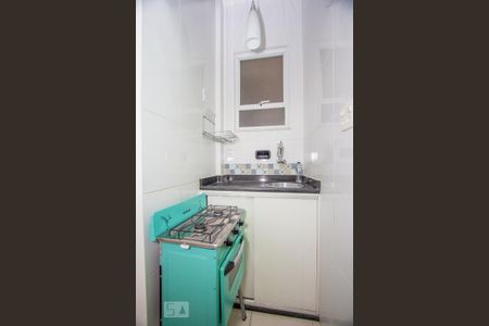 Cozinha de kitnet/studio para alugar com 1 quarto, 24m² em Centro, Rio de Janeiro