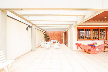 Apartamento para alugar com 74m², 2 quartos e 1 vagaCondomínio