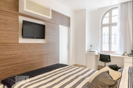 Apartamento à venda com 72m², 1 quarto e sem vagaQuarto - Suíte