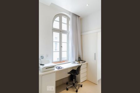 Apartamento à venda com 72m², 1 quarto e sem vagaQuarto - Suíte