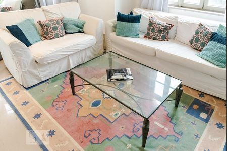 Apartamento à venda com 72m², 1 quarto e sem vagaSala