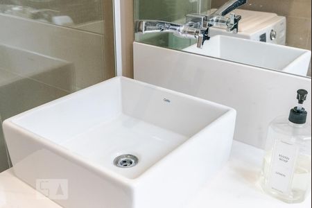 Apartamento à venda com 72m², 1 quarto e sem vagaBanheiro - Suíte