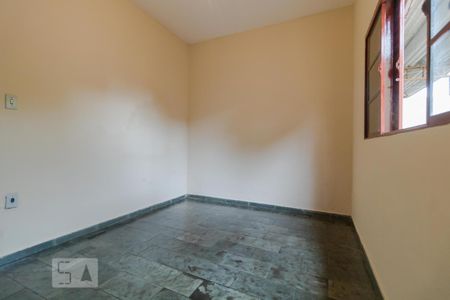 Quarto de casa para alugar com 1 quarto, 50m² em Vila Santa Isabel, Campinas