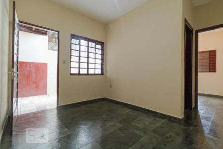 Sala de casa para alugar com 1 quarto, 50m² em Vila Santa Isabel, Campinas