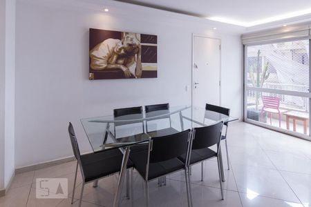 Sala de apartamento para alugar com 3 quartos, 120m² em Perdizes, São Paulo