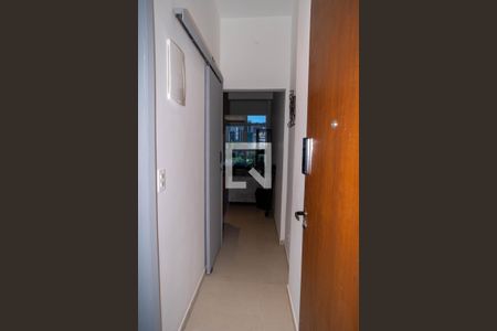 Studio para alugar com 30m², 1 quarto e sem vagaCorredor do apartamento