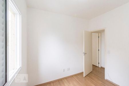 Quarto de apartamento para alugar com 2 quartos, 57m² em Umuarama, Osasco
