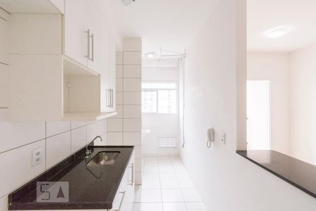 Cozinha de apartamento para alugar com 2 quartos, 57m² em Umuarama, Osasco