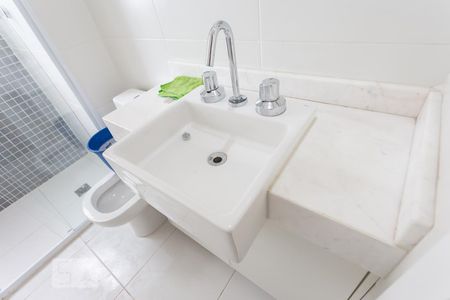 Apartamento para alugar com 80m², 3 quartos e 2 vagasPia do Banheiro Social